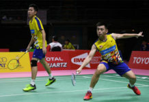 Goh V Shem/Tan Wee Kiong show poise as they produce some strong games at Thailand Masters. (photo: AFP)