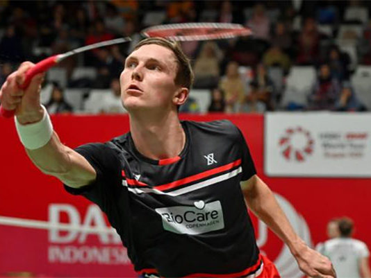 Viktor Axelsen to defend his Spain Masters title against Kunlavut Vitidsarn on Sunday. (photo: AFP)