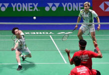 Marcus Fernaldi Gideon/Kevin Sanjaya Sukamuljo crash out of 2022 All England. (photo: Justin Tallis / AFP)