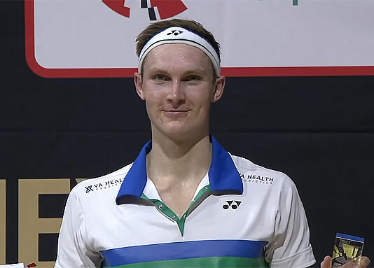 Viktor Axelsen takes home the 2021 Swiss Open title.