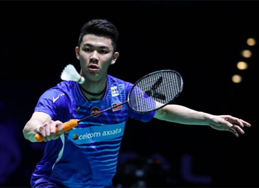 Lee Zii Jia and Kento Momota are set on a collision course in the quarter-finals of the 2021 Singapore Open. (photo: Shi Tang/Getty Images)