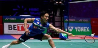 Kento Momota needs to arrive in Malaysia next week if he wants to compete at the Malaysia Open. (photo: AFP)