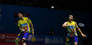 Goh V Shem/Tan Wee Kiong struggle to find their groove. (photo: AP)