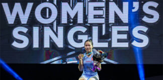 Ratchanok Intanon wins the 2022 Malaysia Open title. (photo: Shi Tang/Getty Images)