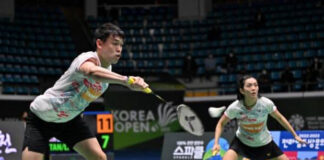 Tan Kian Meng/Lai Pei Jing enter the 2022 World Championships second round. (photo: AFP/Getty Images)