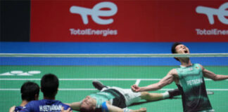 Aaron Chia/Soh Wooi Yik celebrate after clinching the match-point. (photo: Toru Hanai/Getty Images)