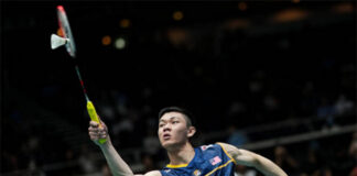 Lee Zii Jia loses to Weng Hongyang in the 2023 Australian Open semi-finals. (photo: Shi Tang/Getty Images)