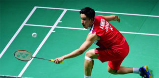 Kento Momota earns easy route to the Fuzhou China Open quarter-finals. (photo: Xinhua)