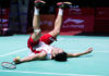 Kento Momota collapses on the court after scoring the match point. (photo: AFP)