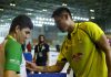 Lin Dan signs autograph for a badminton fan at Rio.