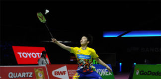 Goh Jin Wei to play the London Olympic champion Lee Xuerui for the first time on Saturday. (photo: AFP)