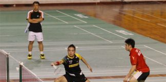 Ow Yao Han (left) trains with Lim Khim Wah